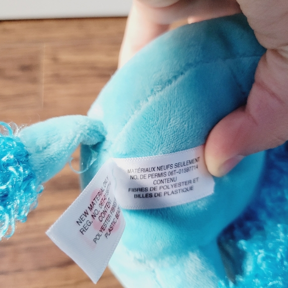 The Beanie Boo's Collection Ty Blue Mandy Dog NEW Big Eyes 2017 Stuffed Dog NEW - Picture 12 of 15